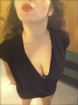 Public Photo of Amandahot