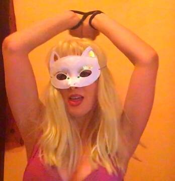 Public Photo of SHEYLA27