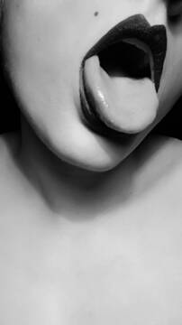 Public Photo of nefertiti_erotika