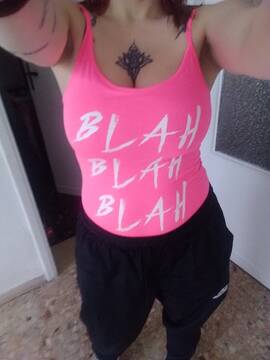 Public Photo of queen17