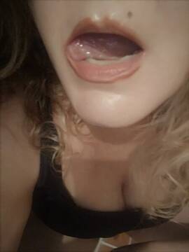 Public Photo of Iamiema78